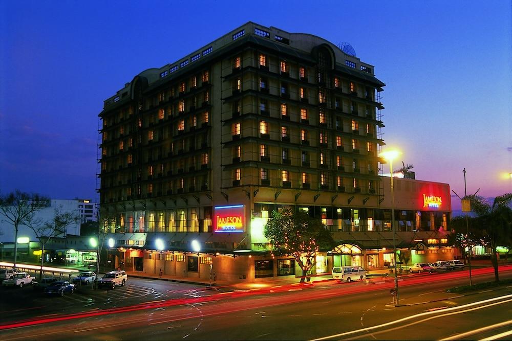 Cresta Jameson Hotel Harare Exterior foto